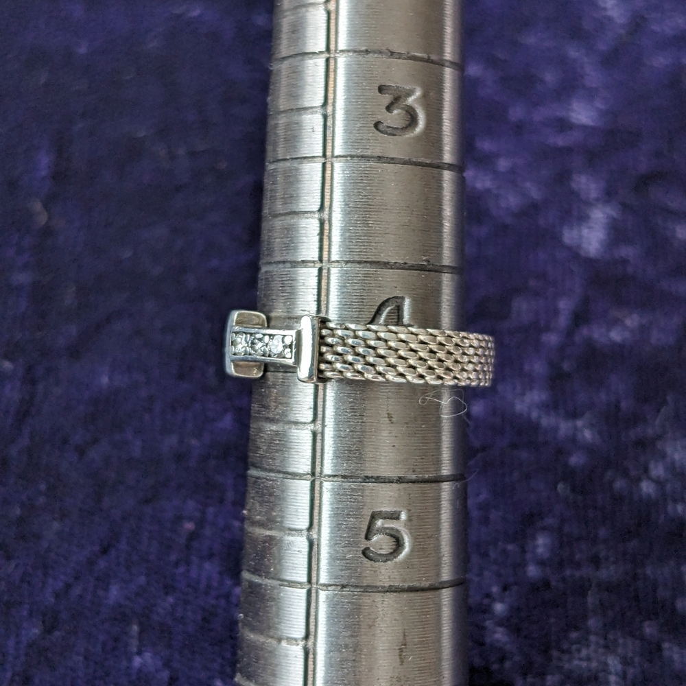 Authentic Tiffany & Co. Somerset Mesh Ring With Natural Diamonds - Picture 5 of 6